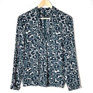 Design lab green and pink V-neck blouse top shirt size medium M B197
